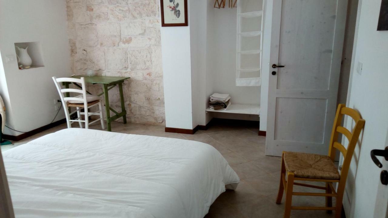 Il Giardino Di Viola Bed and Breakfast Ceglie Messapica Exteriör bild
